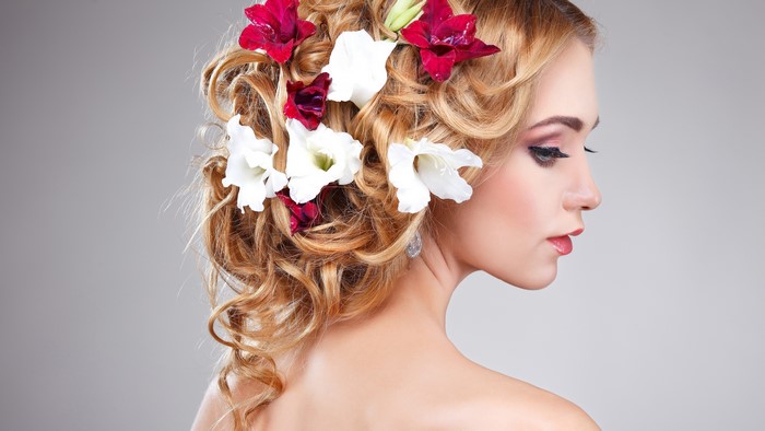 Blonde woman with flowers in her hair