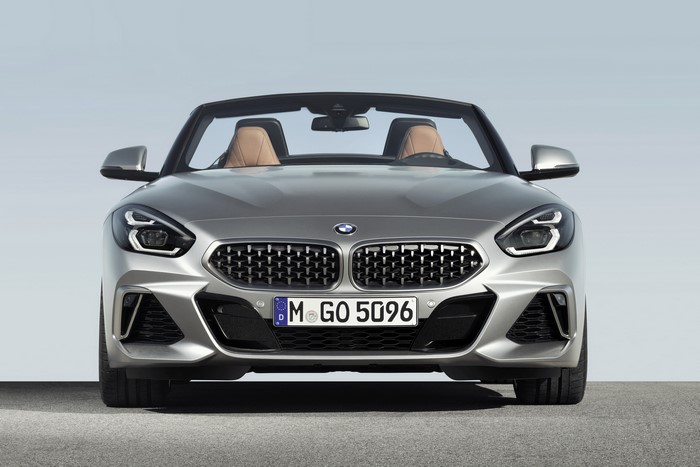 BMW Z4 M40i G29 Roadster Front View
