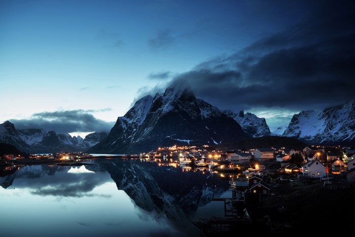 Reine Village Lofoten Norway Mountains Evening Coast