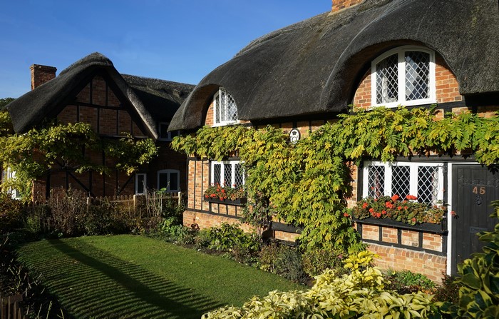 Thatched Roof Cottages in Ampthill, England