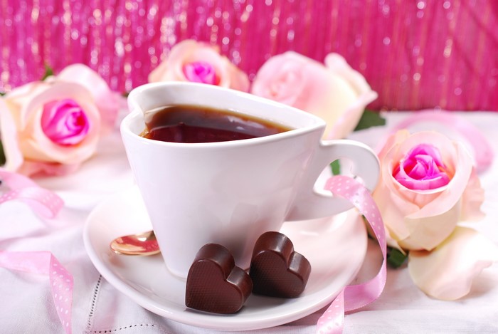 4K Valentine's Day Tea with Roses and Chocolate Hearts