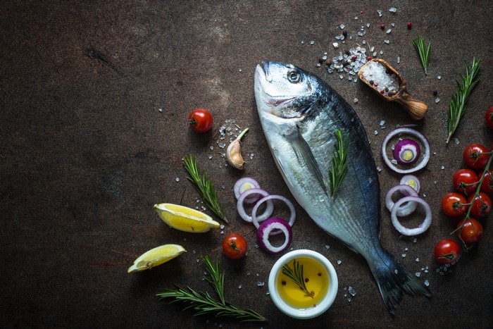 Raw Fish with Tomatoes, Onions, Lemons, and Salt