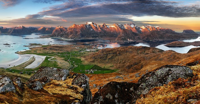 4K Norway Lofoten Mountains and Bay Scenery