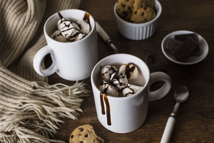 Hot Chocolate with Marshmallows and Cookies