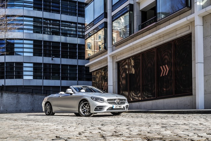 Silver 2018-19 Mercedes-Benz S 560 Cabriolet AMG Line
