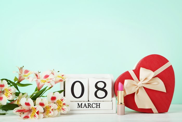 March 8th Calendar with Flowers, Gift, and Lipstick