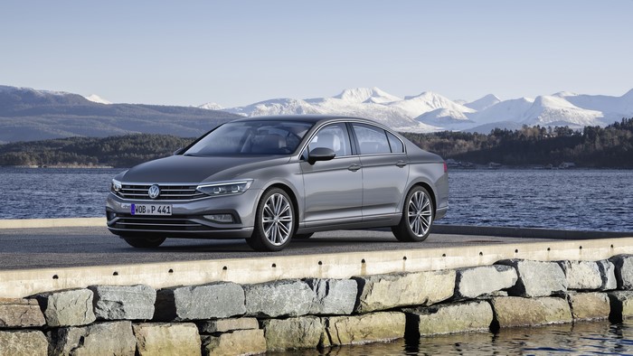 2019 Volkswagen Passat Highline Worldwide