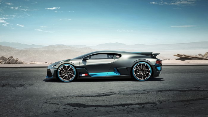 Bugatti Divo 2019 Grey Side