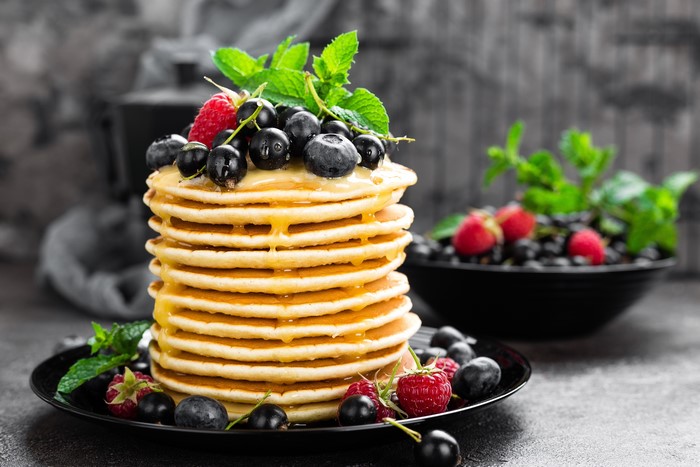 Pancakes with Honey and Berries