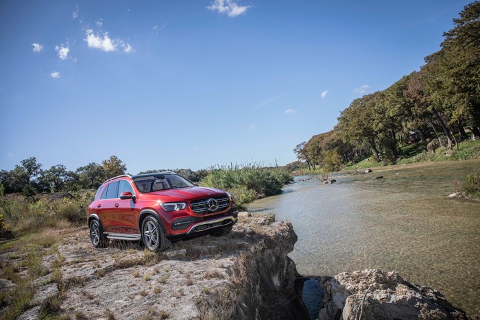 Red 2020 Mercedes-Benz GLE 450 4MATIC SUV