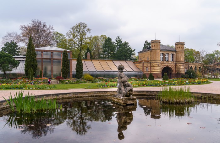 Botanischer Garten Karlsruhe Germany Fountain Sculpture