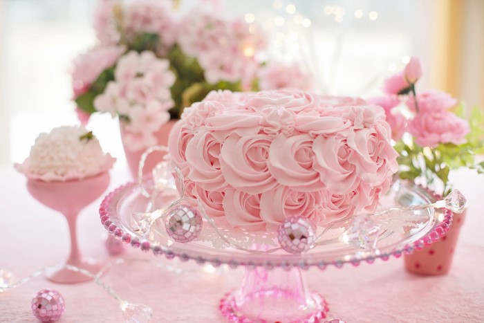 Pink Rose Cake and Cupcake