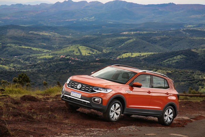 Orange 2019 Volkswagen T-Cross 250 TSI Highline Latam