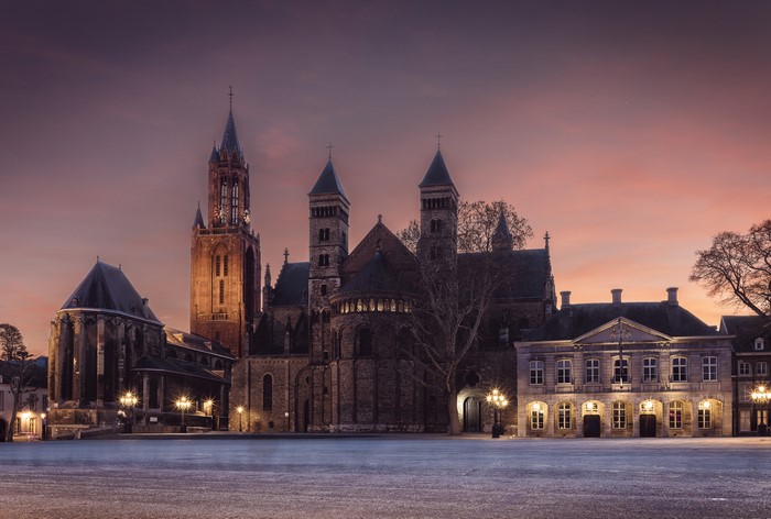 4K Maastricht Netherlands Temples Church Night Street Lights