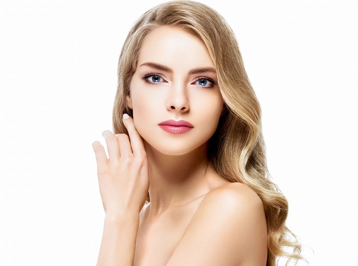 Elegant Blonde Woman with Soft Waves