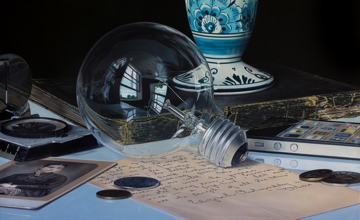 Still life with light bulb and iPhone by Jason de Graaf