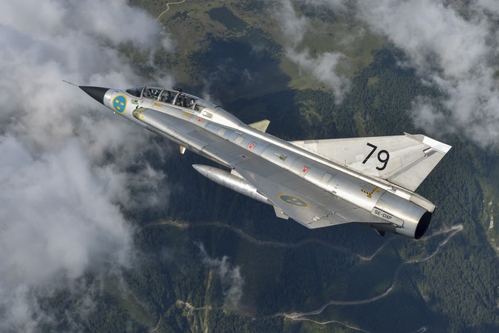 4K Saab 35 Draken Swedish Air Force Fighter Airplane Flight