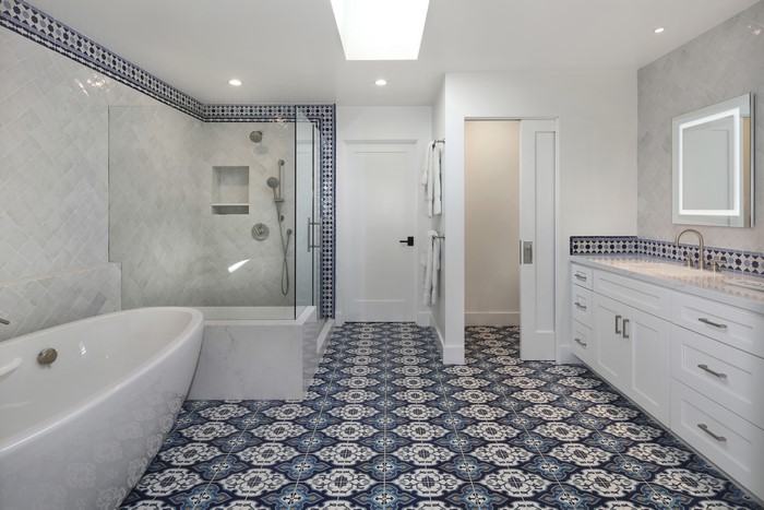 Modern Bathroom with Bathtub and Shower