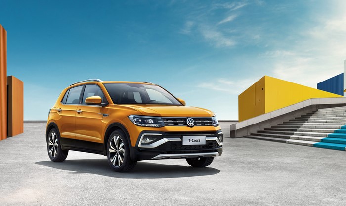 4K 2019 Volkswagen T-Cross 280 TSI Yellow
