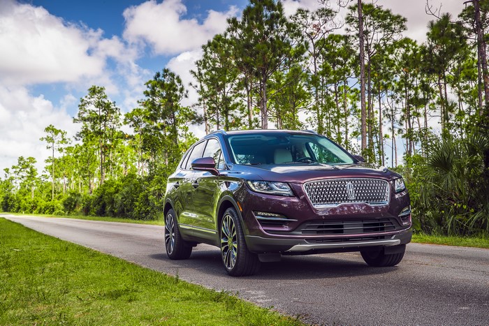 2019 Lincoln MKC Black Label Metallic Violet
