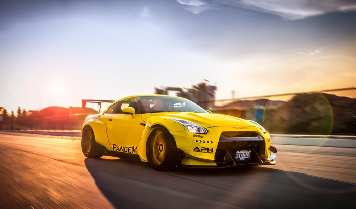 Yellow Nissan GT-R Liberty Walk Pandem in Motion 4K