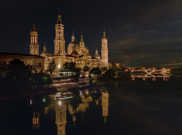 Basílica de Nuestra Señora del Pilar at night, Zaragoza, Spain