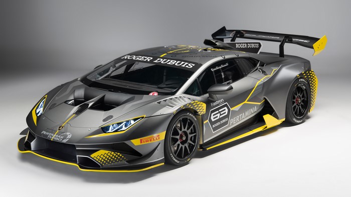 4K Lamborghini Huracan Super Trofeo Evo by Roger Dubuis