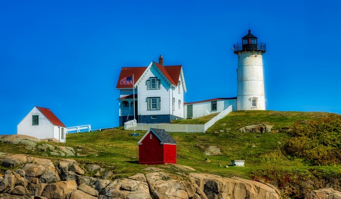 4K Cape Neddick Lighthouse and Houses, Maine, USA