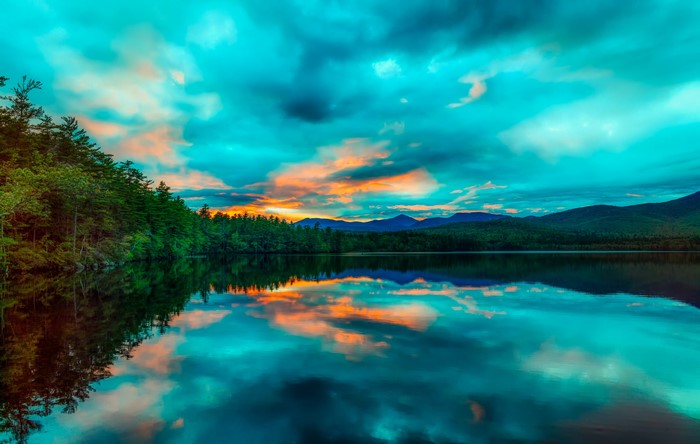 4K Chocorua Lake New Hampshire Sunset Scenery