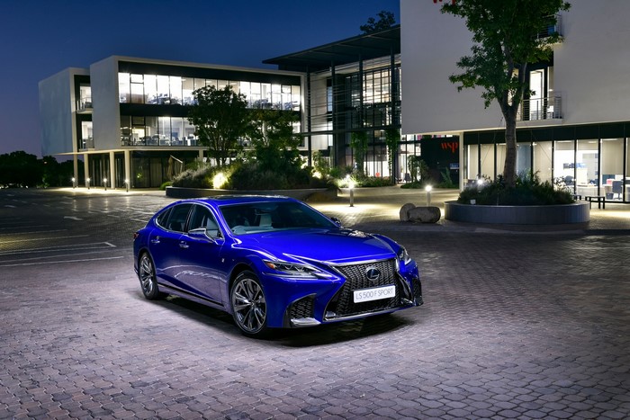 2019 Lexus LS 500 F SPORT in Blue Metallic
