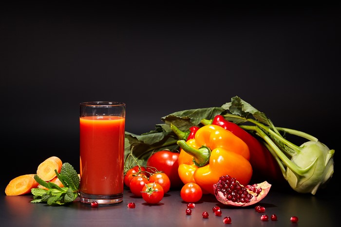 Juice with Pomegranate, Bell Pepper, Tomatoes, and Carrots
