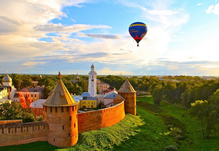 Novgorod Kremlin with hot air balloon over Russia