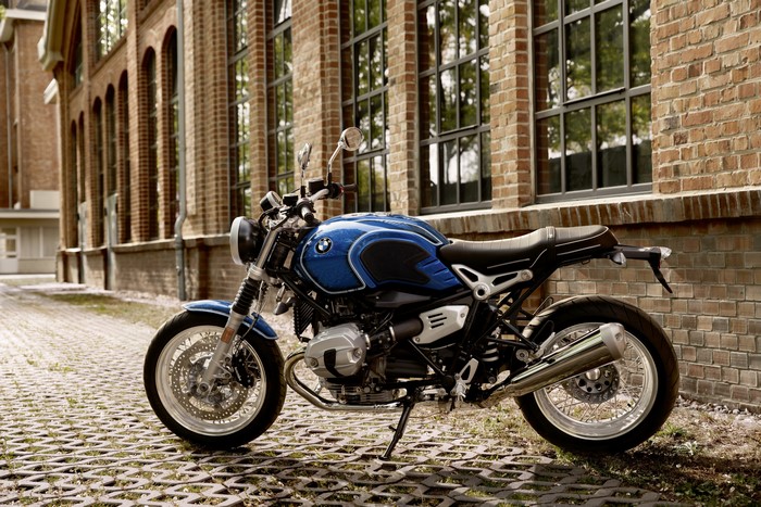 BMW 2019 R nineT-5 Motorcycle Side View