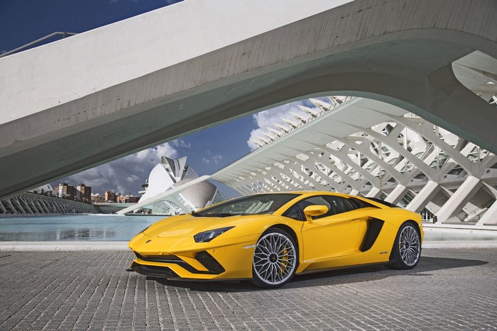 Yellow Lamborghini Aventador S Coupe