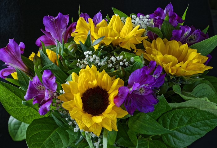 Bouquets of Sunflowers and Alstroemeria