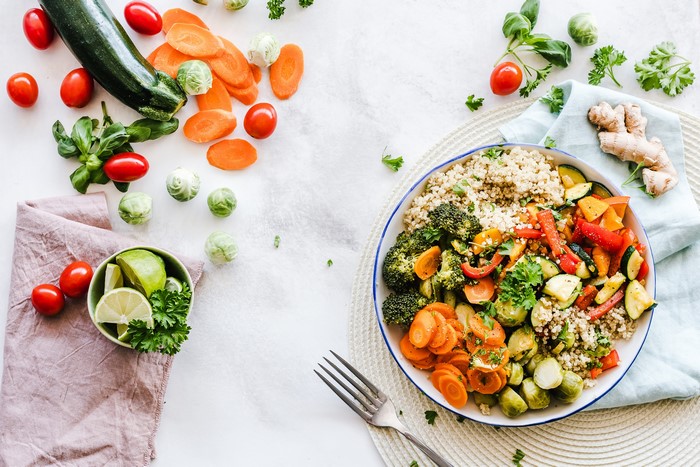 4K Healthy Vegetable Bowl with Quinoa and Ginger