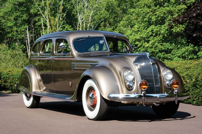 1936 Chrysler Imperial Airflow Sedan