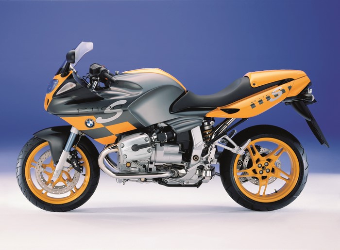 BMW R 1100 S motorcycle side view