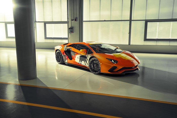 4K Lamborghini Aventador S by Skyler Grey