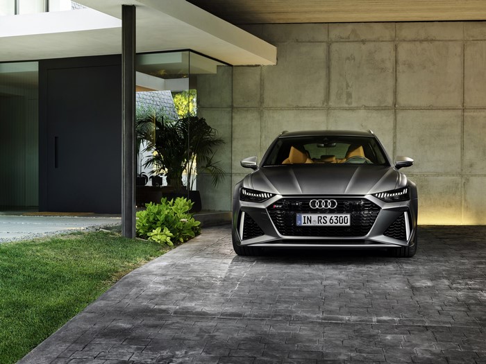 Audi RS6 Avant Estate Car