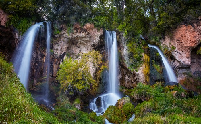 Rifle Falls State Park Colorado USA Waterfalls Crag Grass