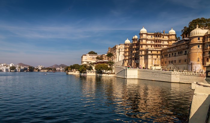 City Palace on Pichola Lake in Udaipur, India