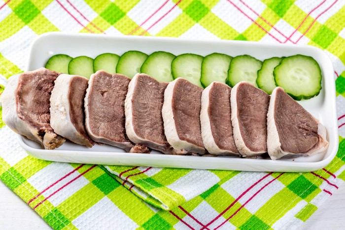 Sliced Beef Tongue with Cucumbers