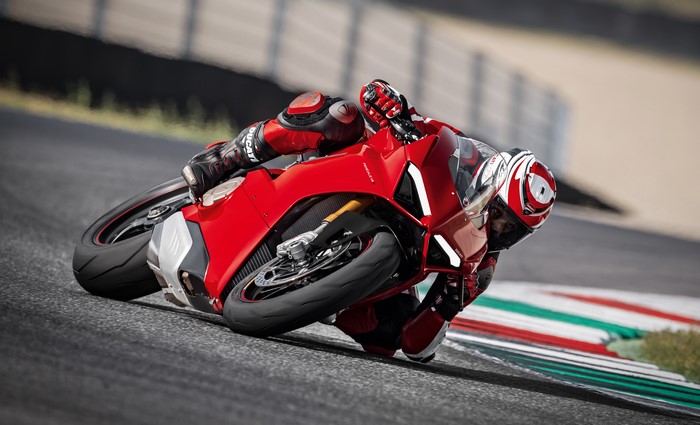 4K Red Ducati Panigale 2017 Racing on Track