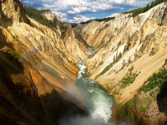 Grand Canyon of the Yellowstone River, Wyoming, USA