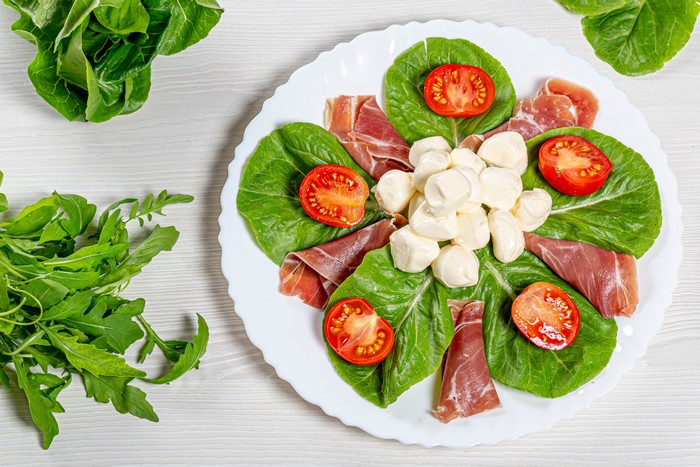 Salad with Mozzarella, Prosciutto, Tomatoes, and Lettuce