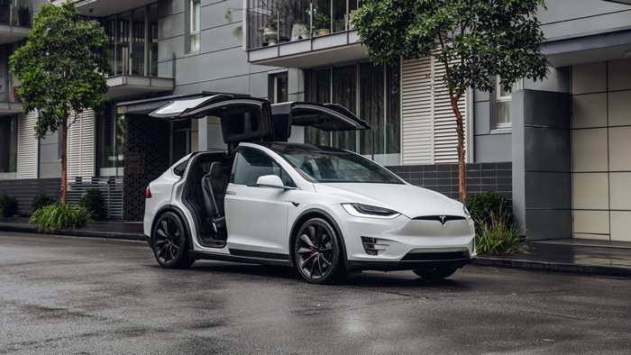 White Tesla Model X P100D with Falcon Wing Doors
