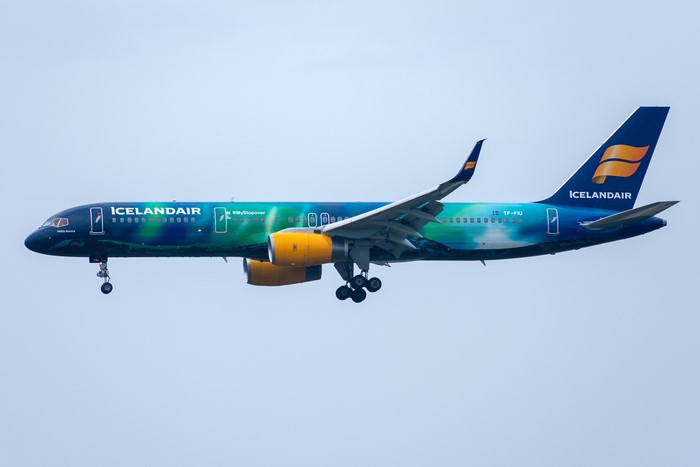 Icelandair Boeing 757-200W with Northern Lights livery