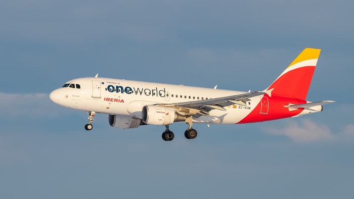 Iberia Airbus A319-111 airplane with Oneworld livery