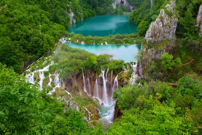 4K Plitvice Lakes National Park Waterfalls in Croatia